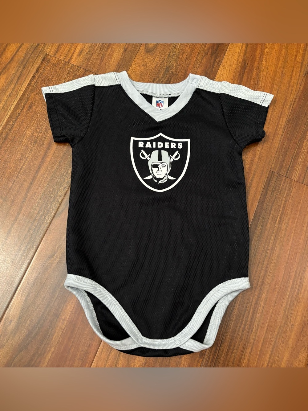 Las Vegas Raiders NFL Team Apparel Black/Grey Short Sleeve Jersey Onesie